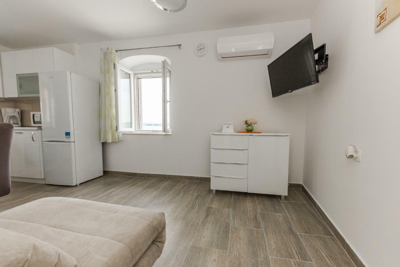 Apartman Ankica Kastela Bagian luar foto